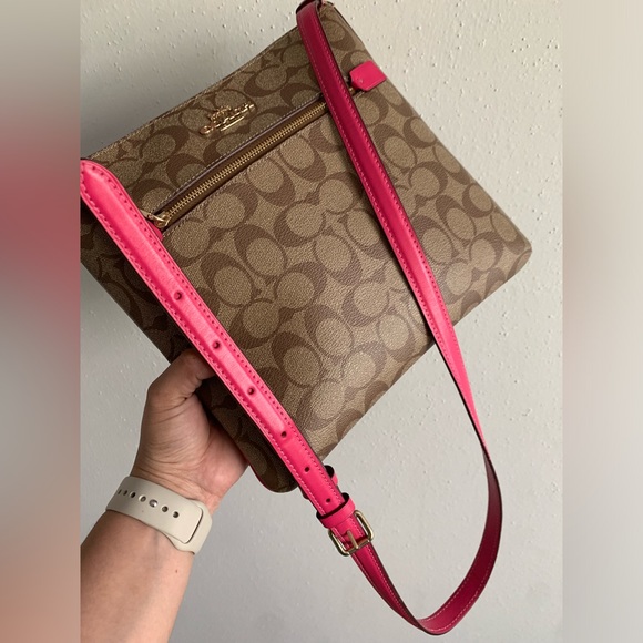 Rowan File Bag in signature Canvas COACH - Picture 4 of 16